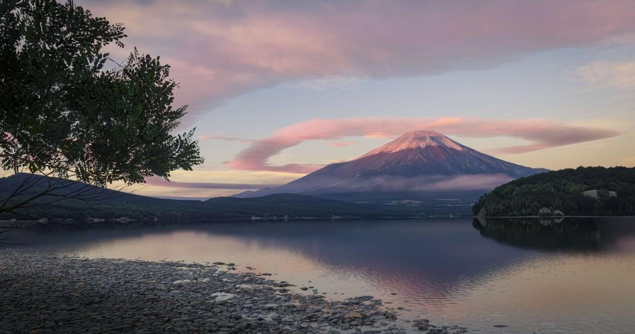 Microsoft Flight Simulator 2024: Hoher Detailgrad bei Blick auf den Fuji Berg in Japan